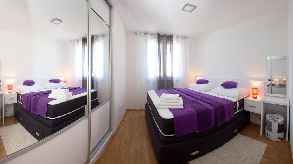 Apartments Diamond Podstrana Oda fotoğraf